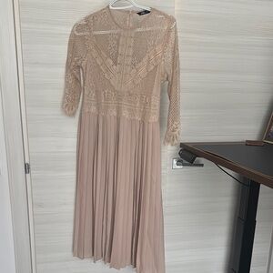 Elegant Lace Beige Dress